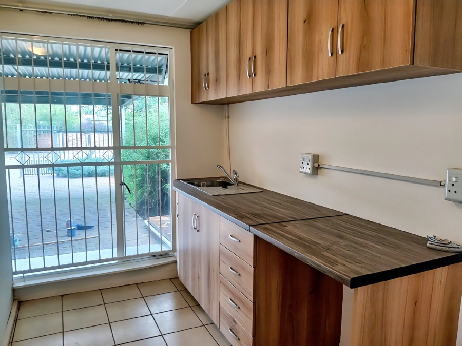 5 Bedroom Property for Sale in Universitas Ridge Free State